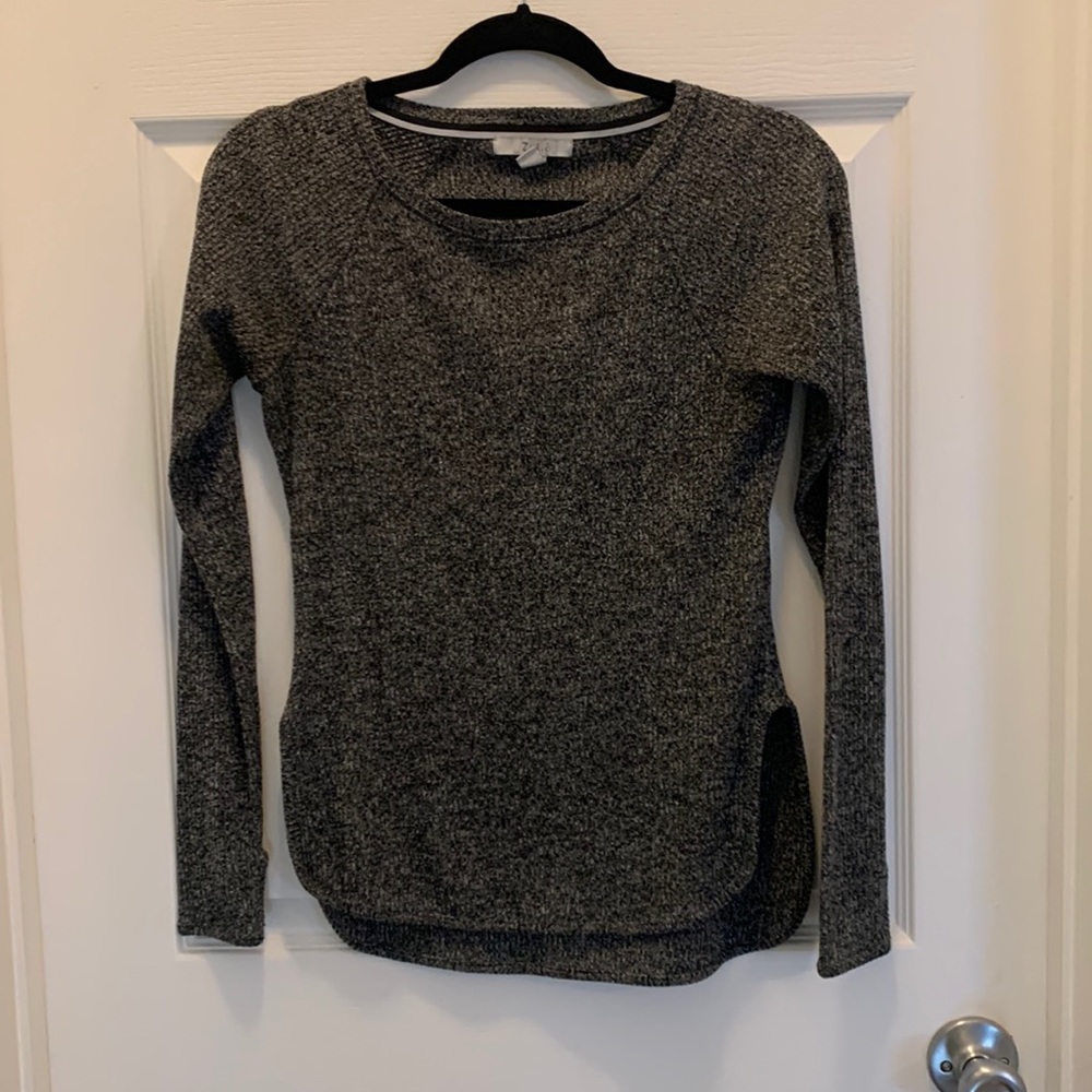 Zelle Sweater